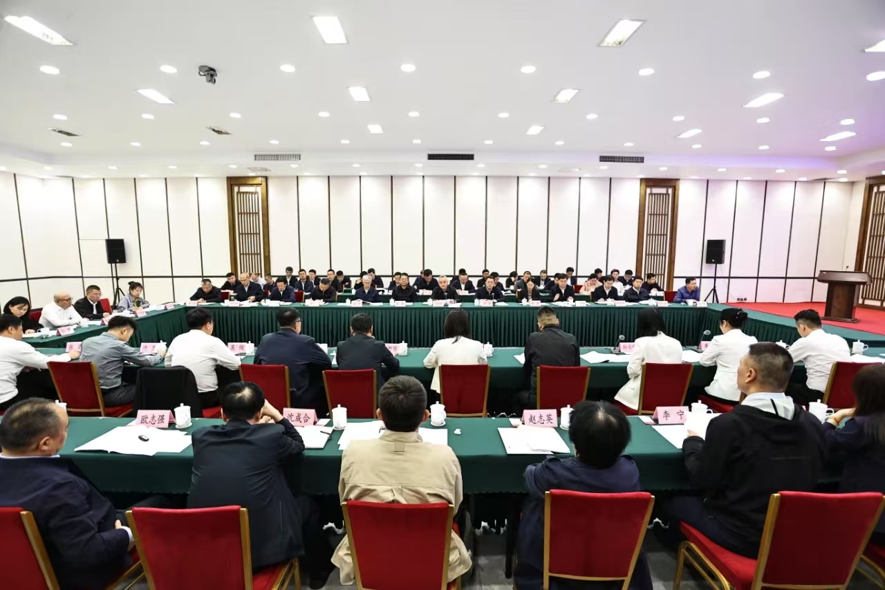 全市民营企业座谈会召开