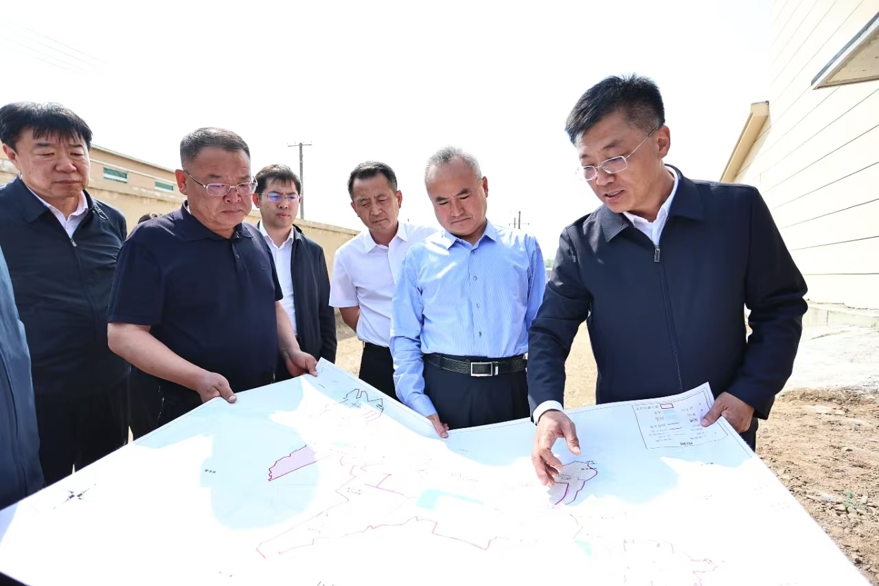 王炳森调研耕地保护和粮食安全工作