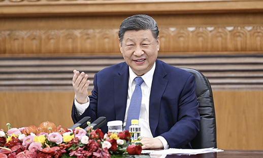習(xí)近平會(huì)見(jiàn)國(guó)際工商界代表
