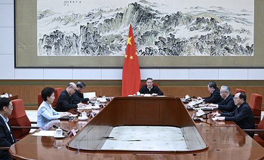 李強(qiáng)主持國務(wù)院第十三次專題學(xué)習(xí)...