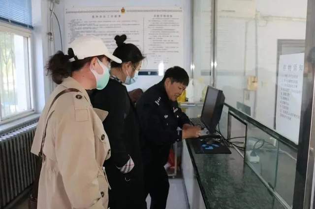 https://p3-sign.toutiaoimg.com/tos-cn-i-qvj2lq49k0/43e90dd1bd324ca984945094f91ebf7d~tplv-tt-shrink:640:0.image?traceid=20230511090144102B4B2713711214B4D8&x-expires=2147483647&x-signature=sVMQo4UOlMl1w1yxwIBu%2BwGHGEw%3D
