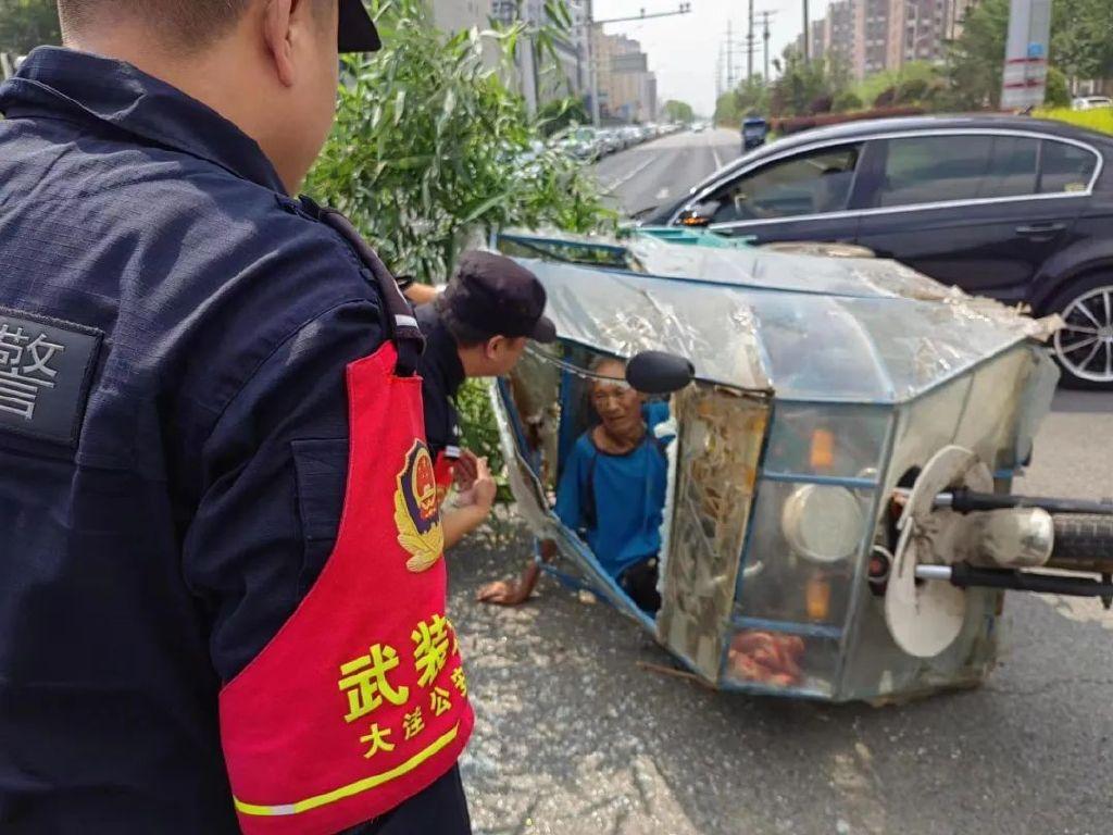 https://p3-sign.toutiaoimg.com/tos-cn-i-6w9my0ksvp/4cc903e27dc34a4bad7db2b760b52d66~noop.image?_iz=58558&from=article.pc_detail&lk3s=953192f4&x-expires=1705280042&x-signature=lwrd5dtWkZYrVUv2ffVyV6HjAAk%3D