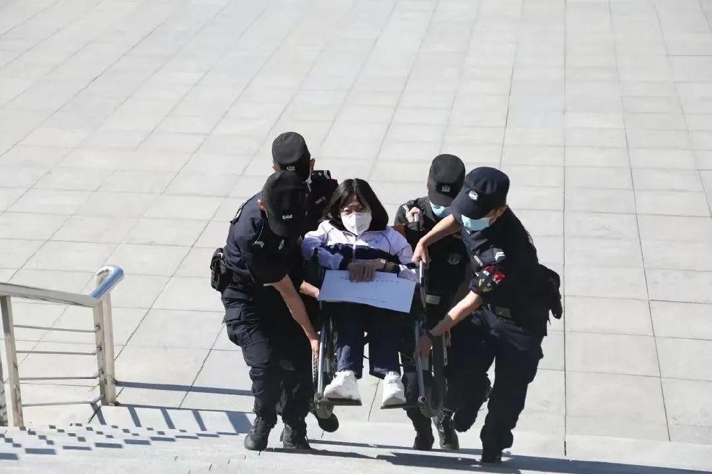 https://p3-sign.toutiaoimg.com/tos-cn-i-6w9my0ksvp/f30e962a69104fea816e7bc4b1e3e4ea~noop.image?_iz=58558&from=article.pc_detail&lk3s=953192f4&x-expires=1705280042&x-signature=3eC65c%2BcpzjGDNBHcLM3jACo28c%3D